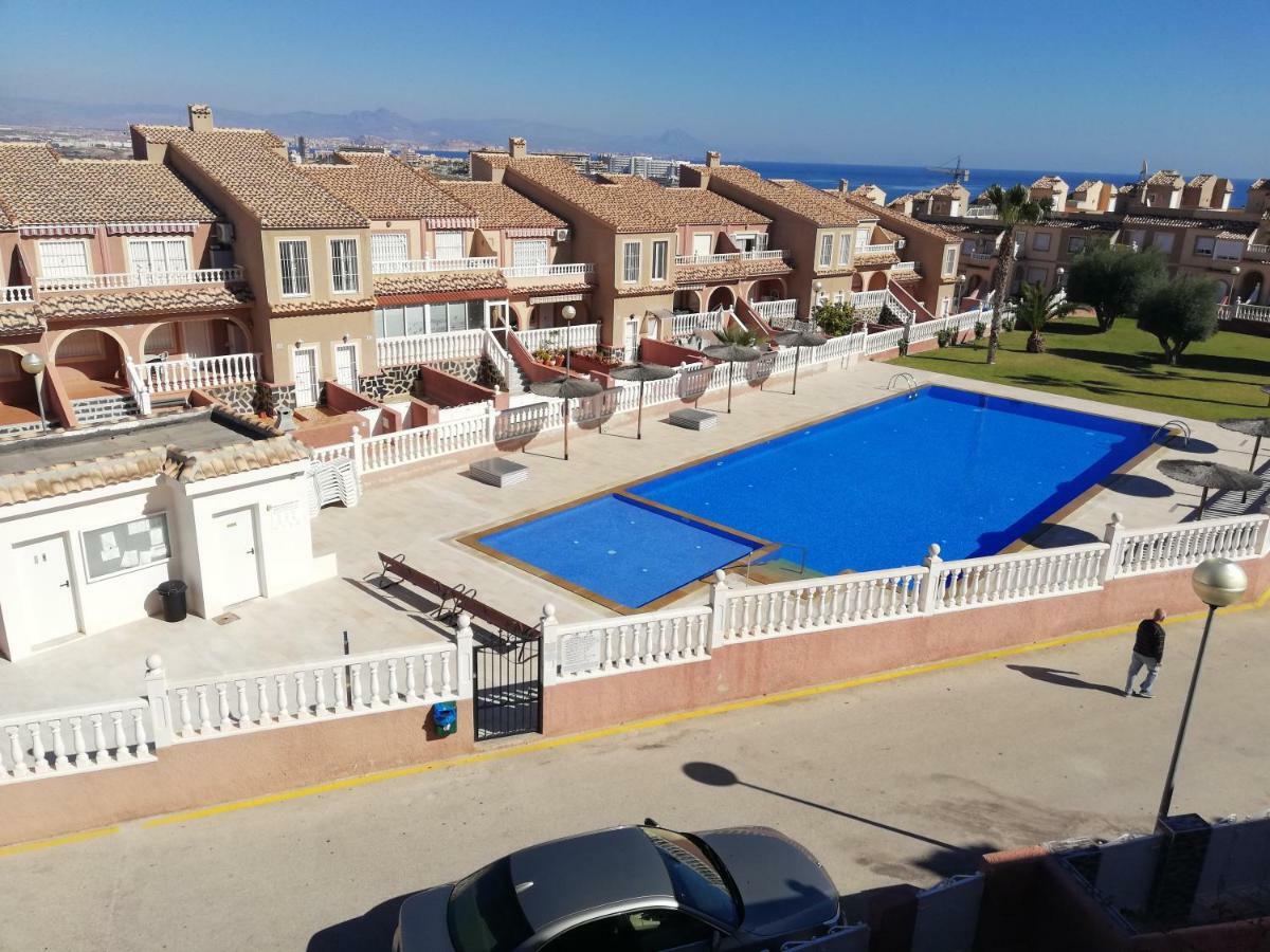 Bungalow Junto A La Piscina, Gran Alacant Santa Pola Εξωτερικό φωτογραφία